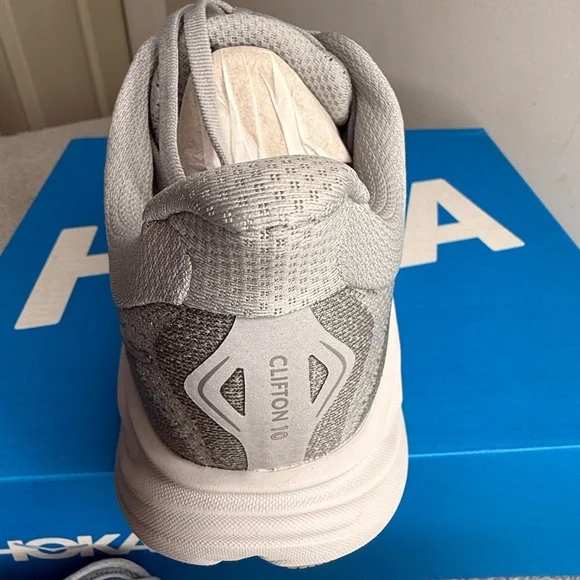 HOKA Clifton 10 Running Shoes Women’s Sz 9D Gray Cushioned Road Running - Picture 7 of 8